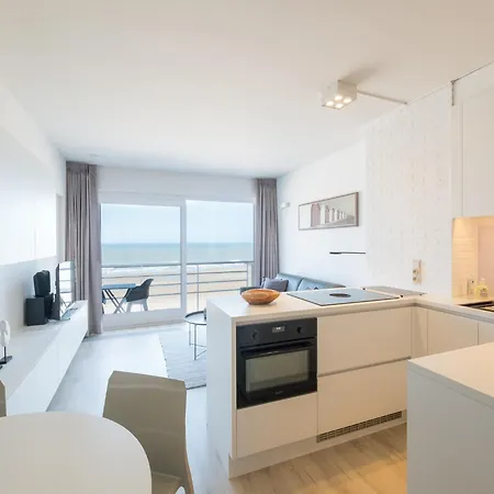 Daire On The 4th Floor With Sea View Middelkerke