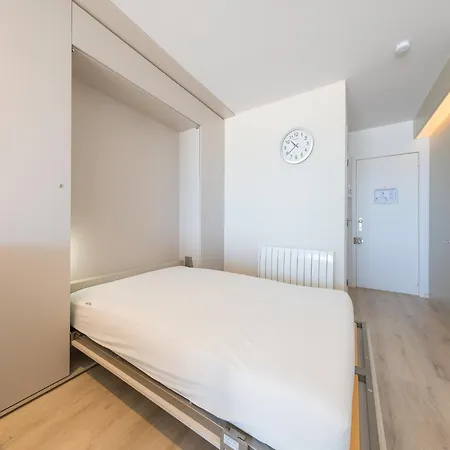 On The 4th Floor With Sea View