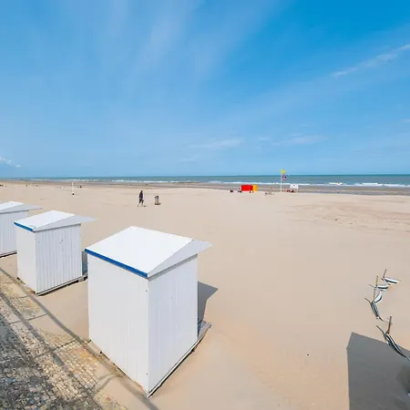 On The 4th Floor With Sea View *