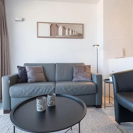 On The 4th Floor With Sea View