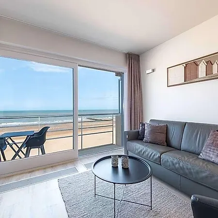 Daire On The 4th Floor With Sea View Middelkerke